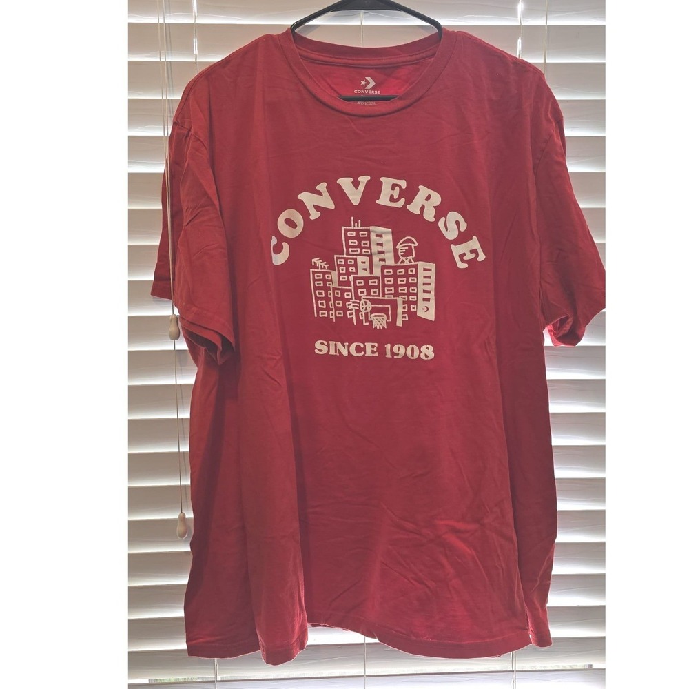 Converse Mens XXL Red‎ Graphic T-Shirt City Skyline Basketball, Classic Crewneck